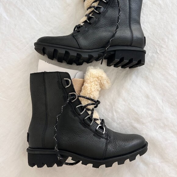 Sorel Phoenix Short Lace Cozy Black/Noir Boots NWT Size 7.5 - Picture 4 of 5